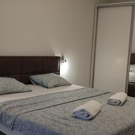 Apartman R&R,3 Room Apartman In The Center 希贝尼克 外观 照片