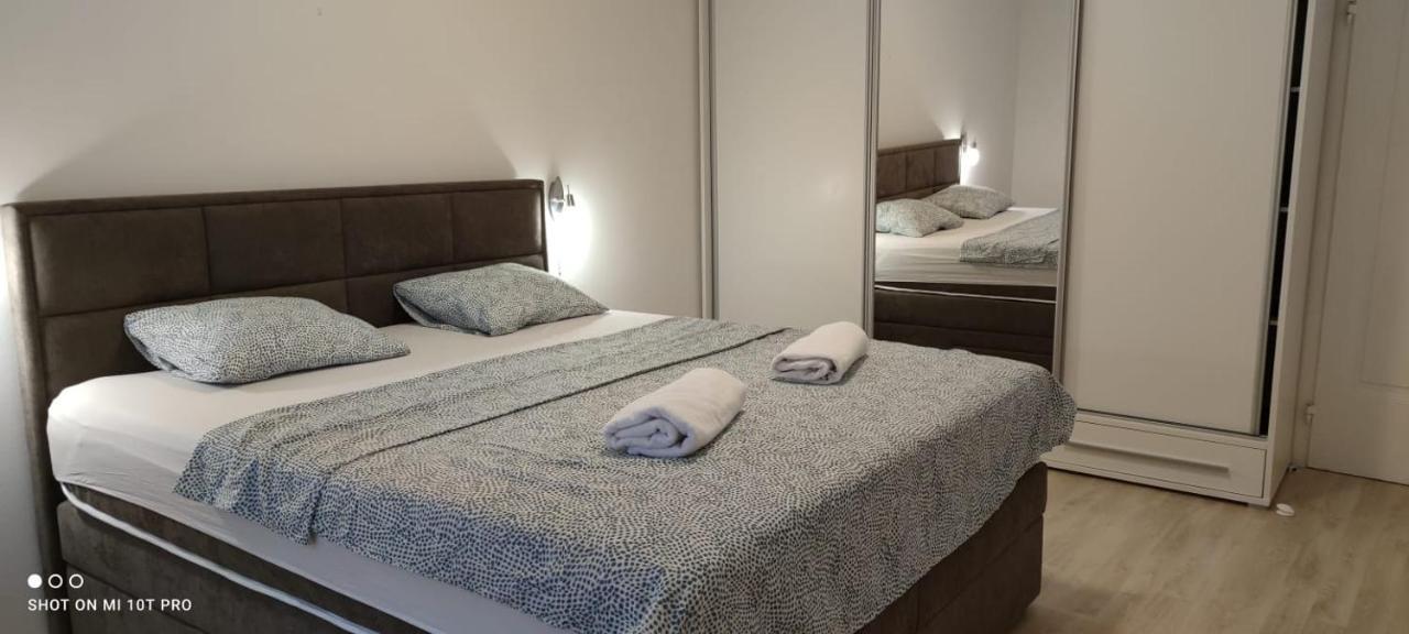 Apartman R&R,3 Room Apartman In The Center 希贝尼克 外观 照片