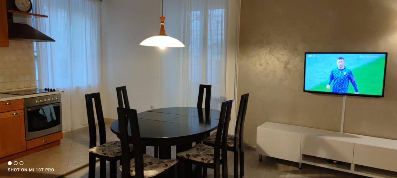 Apartman R&R,3 Room Apartman In The Center 希贝尼克 外观 照片